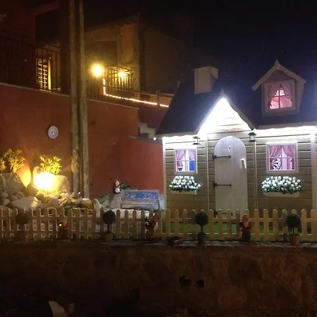 La Casita Roja Villa Burgohondo