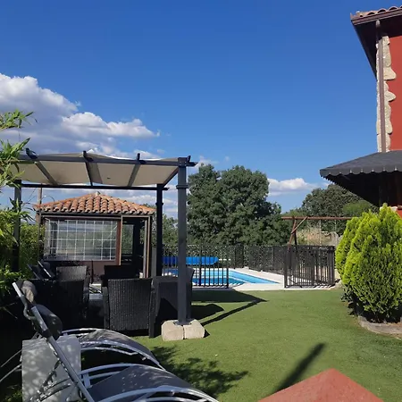 La Casita Roja-familia, Piscina, Jacuzzi, Barbacoa, Mascotas 빌라 *