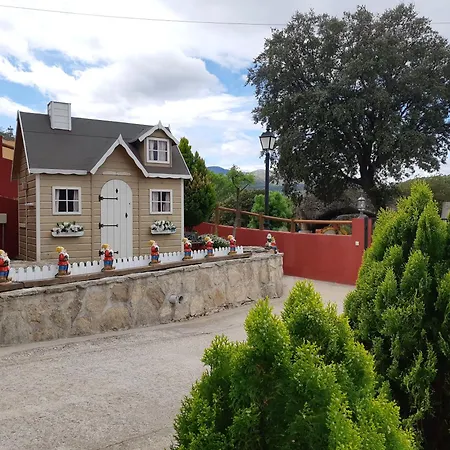 La Casita Roja-familia, Piscina, Jacuzzi, Barbacoa, Mascotas * 부르고혼도